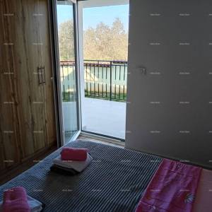VALTURA, KUĆA s 4 STANA