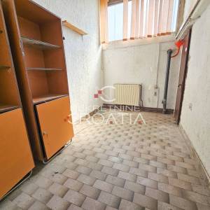 VARAŽDIN, KUĆA SA POSLOVNIM PROSTOROM