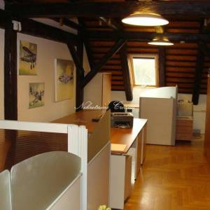  Varaždin: namješten uredski prostor 