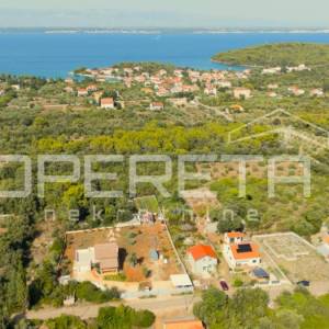 Varoška ulica, Ugljan, 650,00 m2, 90.000,00 EUR