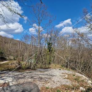 Veće građevinsko zemljište na 400m visine u brdu iznad Opatije,6432 m2