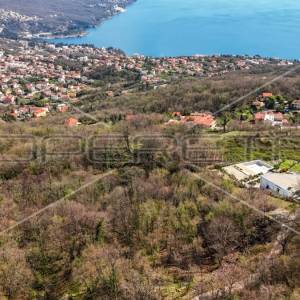 Veće građevinsko zemljište na 400m visine u brdu iznad Opatije,6432 m2