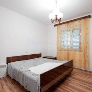Vela Luka, prodaja 3 kuće u nizu, 1500m2 parcela