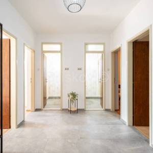 Vela Luka, prodaja 3 kuće u nizu, 1500m2 parcela