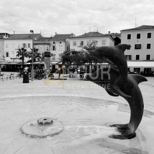 Veli Lošinj, zemljište s ruševinom i građevinskom dozvolom