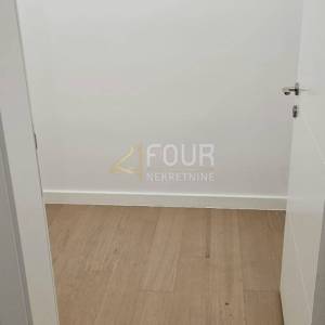 Velika Gorica, dvoetažni 3s+db, 141.91m2, terasa