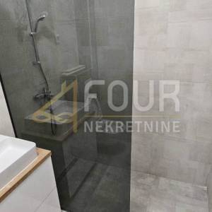 Velika Gorica, dvoetažni 3s+db, 141.91m2, terasa