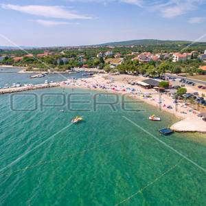 Vila s infinity bazenom i pogledom na more 