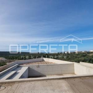 Vila s infinity bazenom i pogledom na more 