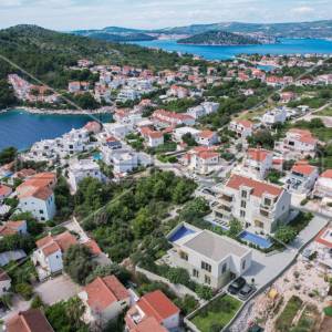 Vila u Stivašnici s vrhunskim pogledom na more i uvalu, 198,8 m2