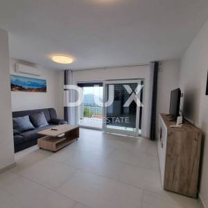 VINODOLSKA DOLINA, BRIBIR - Stan 60m2 sa dva balkona
