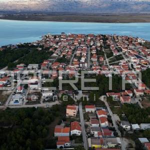 Vir - Kuća s dva apartmana – idealna za odmor ili investiciju
