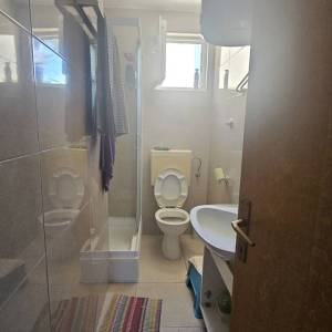 Vir, kuća s okućnicom površine 147m2, PRILIKA!