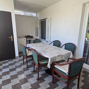 Vir, kuća s okućnicom površine 147m2, PRILIKA!