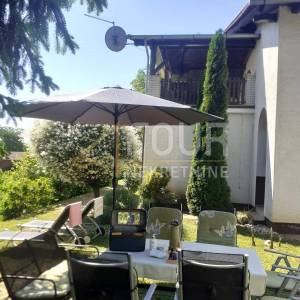 Virovitica- okolica, samostojeća kuća 320m2 s velikim dvorištem i garažom