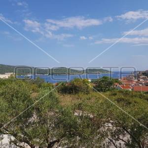 Vis Kut, nova dizajnerska villa s bazenom i pogledom na more