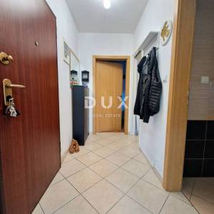 VIŠKOVO - 3S+DB, dvoetažni stan u novijoj zgradi
