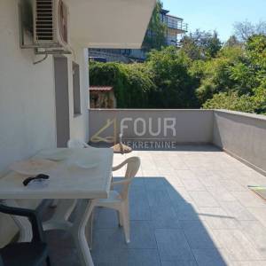 Viškovo, 95m2, namješten stan, 3s+db, balkon, zajednička okućnica