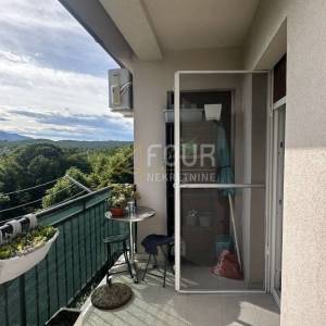 Viškovo, dvoetažni 3s+db, 141.89m2, zajednički bazen