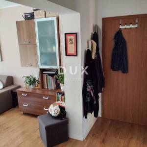 VIŠKOVO - dvosoban stan s lijepom okućnicom