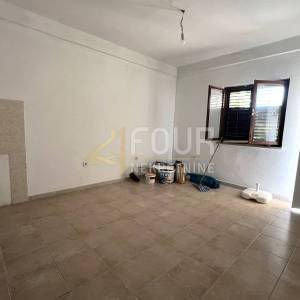 Viškovo, etaža kuće - u naravi dva stana 1s+db, 97.53m2, okućnica 200m2