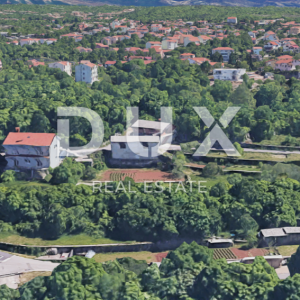 VIŠKOVO - građevinsko zemljište 1648m2 s dva prilazna puta
