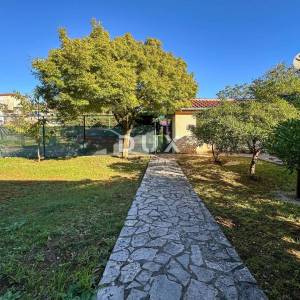 VIŠKOVO - kuća s okućnicom od 650m2 i garažom