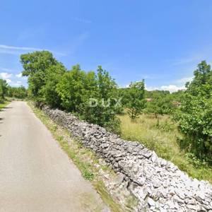 VIŠKOVO MARČELJI-  građevinsko zemljište 4701m2 sa pogledom na more za stambenu zgradu stanove/ obiteljsku kuću 