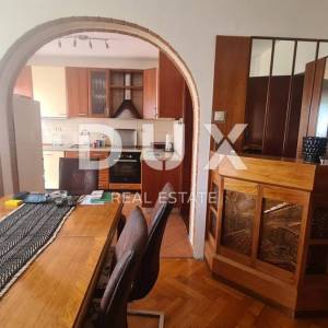 VIŠKOVO, MARČELJI - komforan 3s+db, garaža, pogled more