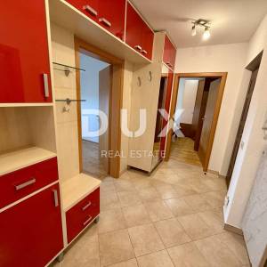 VIŠKOVO, MARINIĆI - 2S+DB, 74 m2 - GARAŽA i POGLED!