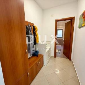 VIŠKOVO, MARINIĆI - 2S+DB, terasa, konoba 55 m2, okućnica 130m2