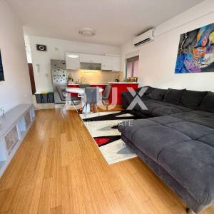 VIŠKOVO, MARINIĆI - 2S+DB, terasa, konoba 55 m2, okućnica 130m2