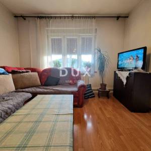 VIŠKOVO, MARINIĆI - 3S+DB s okućnicom od 290m2