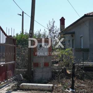 VIŠKOVO, MARINIĆI- građevinsko zemljište 1700m2 za stambenu zgradu - stanove/ obiteljsku kuću 