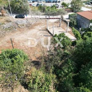VIŠKOVO, MARINIĆI- građevinsko zemljište 1700m2 za stambenu zgradu - stanove/ obiteljsku kuću 