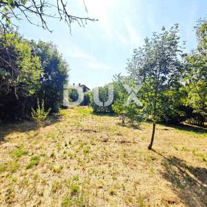VIŠKOVO, MARINIĆI - Građevinsko zemljište 1696 m2 za stambene zgrade, obiteljsku kuću!