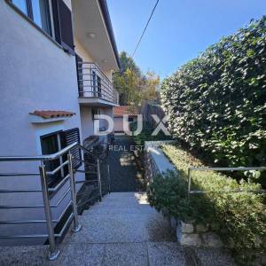 VIŠKOVO, SARŠONI- prekrasna kuća 320m2 s uređenom okućnicom 900m2 + pomoćni objekt + garaža