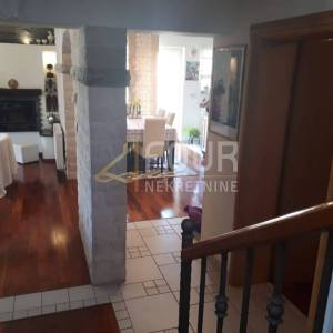 Viškovo, Saršoni, samostojeća kuća 240m2