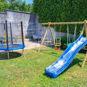 Viškovo, Saršoni, vila s bazenom, 2 garaže, velika okućnica