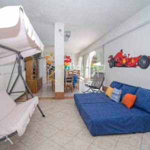 Viškovo, Saršoni, vila s bazenom, 2 garaže, velika okućnica