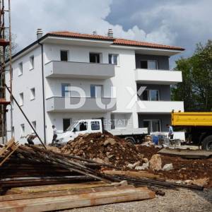 VIŠKOVO- stan u novogradnjii 87m2, DB+3S, 2.kat s pogledom na more 