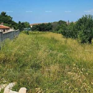 Vodnjan, prodajemo građevinsku parcelu površine 971 m2.