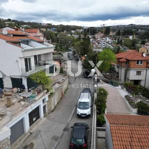 VOLOSKO, OPATIJA- stan 121m2 s panoramskim pogledom na more