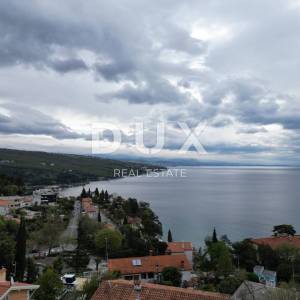 VOLOSKO, OPATIJA- stan 121m2 s panoramskim pogledom na more