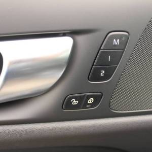Volvo V60 2.0D B4 AUTOMATIK *LED, NAVIGACIJA, KAMERA*