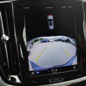 Volvo V60 2.0D B4 AUTOMATIK *LED, NAVIGACIJA, KAMERA*