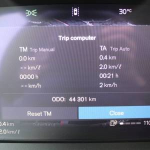 Volvo V60 2.0D B4 AUTOMATIK *LED, NAVIGACIJA, KAMERA*