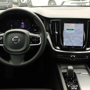 Volvo V60 2.0D B4 AUTOMATIK *LED, NAVIGACIJA, KAMERA*