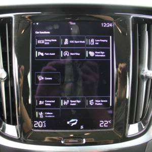 Volvo V60 Karavan 2.0D B4 AUTOMATIK *LED,NAVIGACIJA,KAMERA*