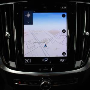 Volvo V60 Karavan 2.0D B4 AUTOMATIK *LED,NAVIGACIJA,KAMERA*